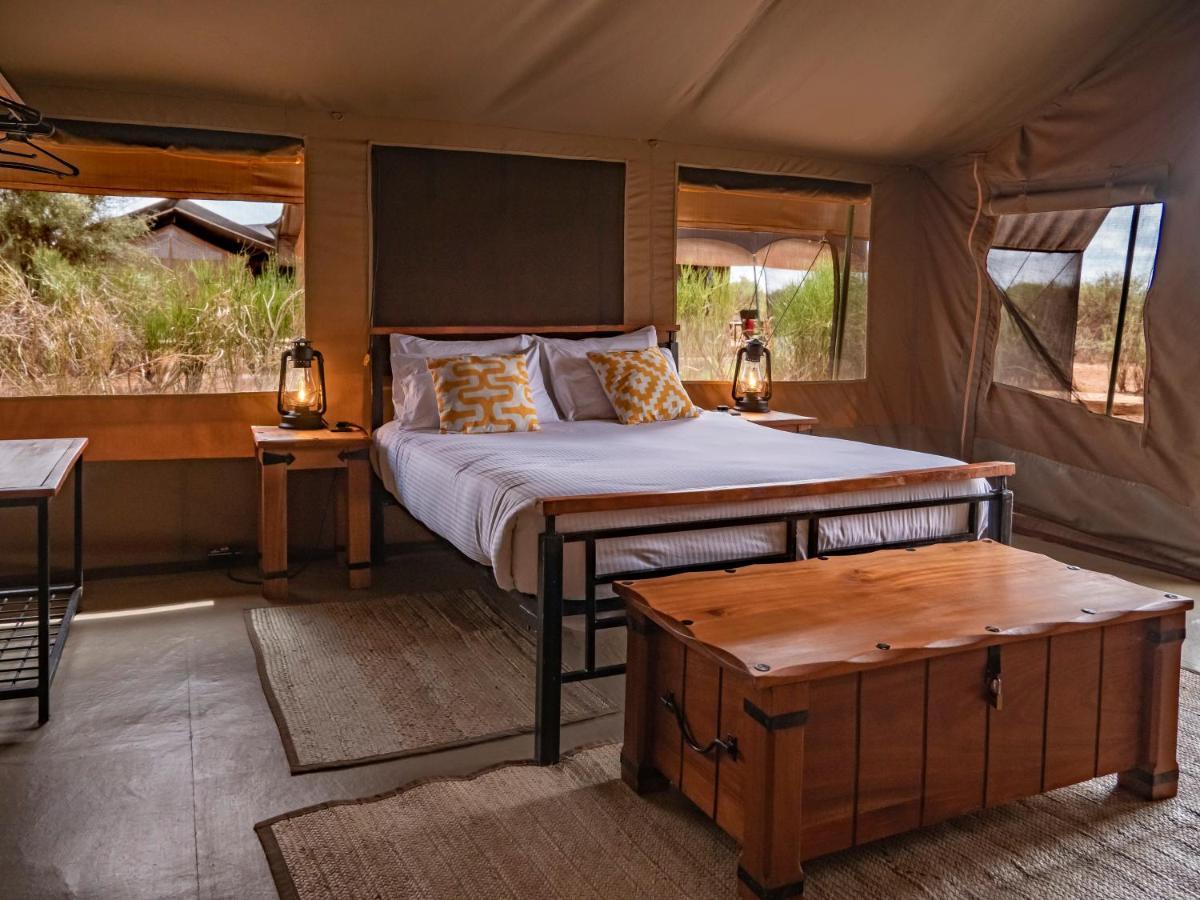 Tulia Amboseli Safari Camp Hotel Екстериор снимка