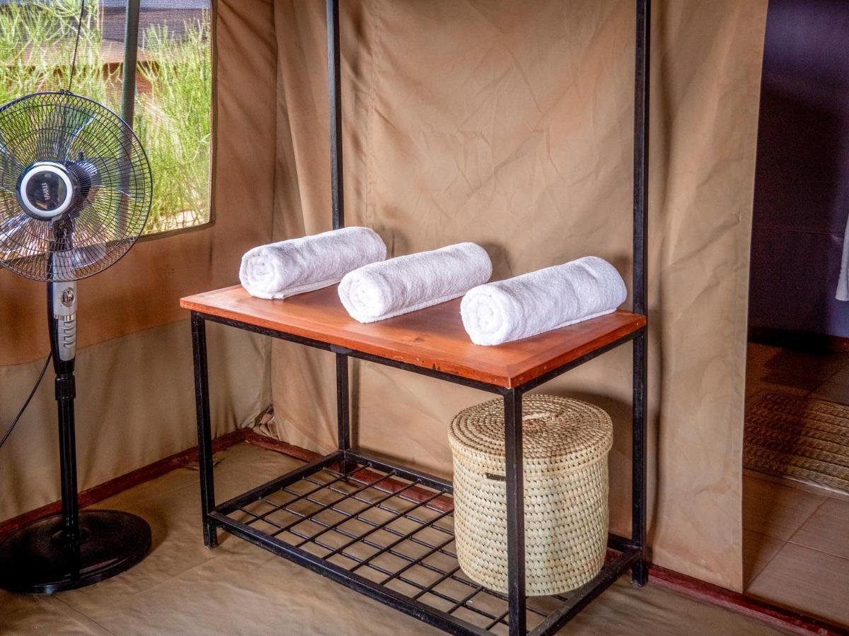 Tulia Amboseli Safari Camp Hotel Екстериор снимка