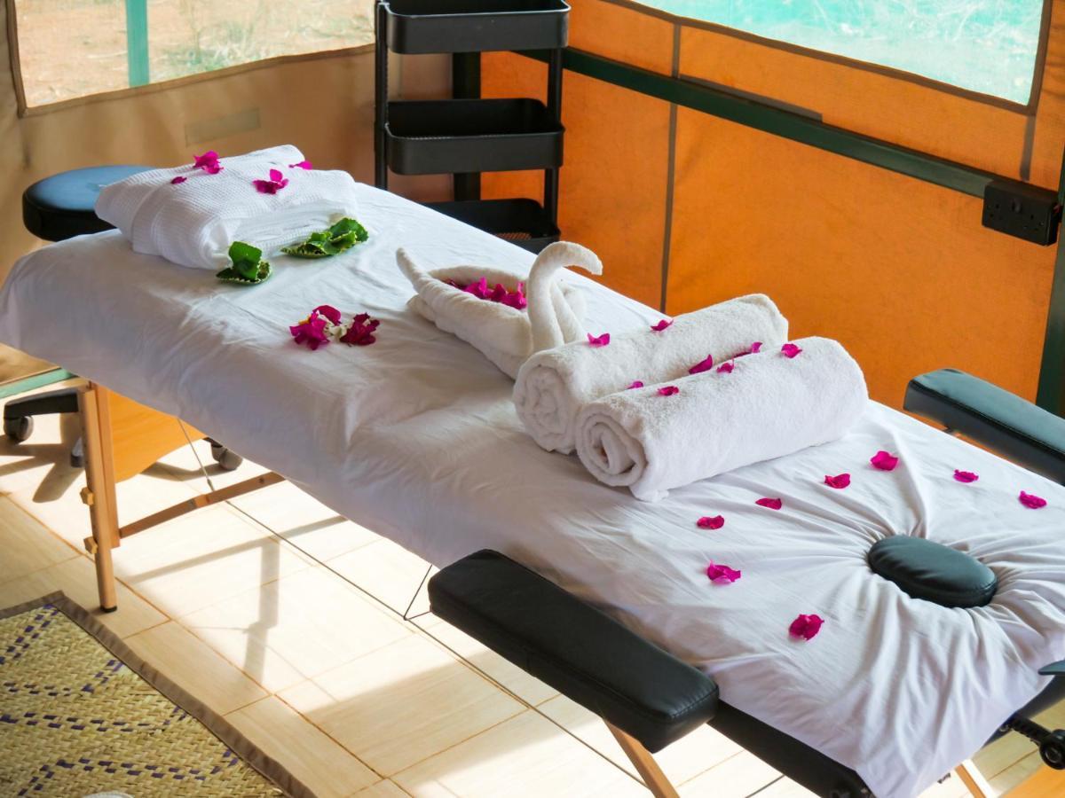 Tulia Amboseli Safari Camp Hotel Екстериор снимка
