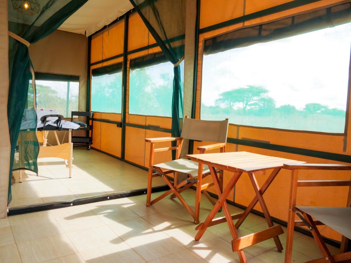 Tulia Amboseli Safari Camp Hotel Екстериор снимка