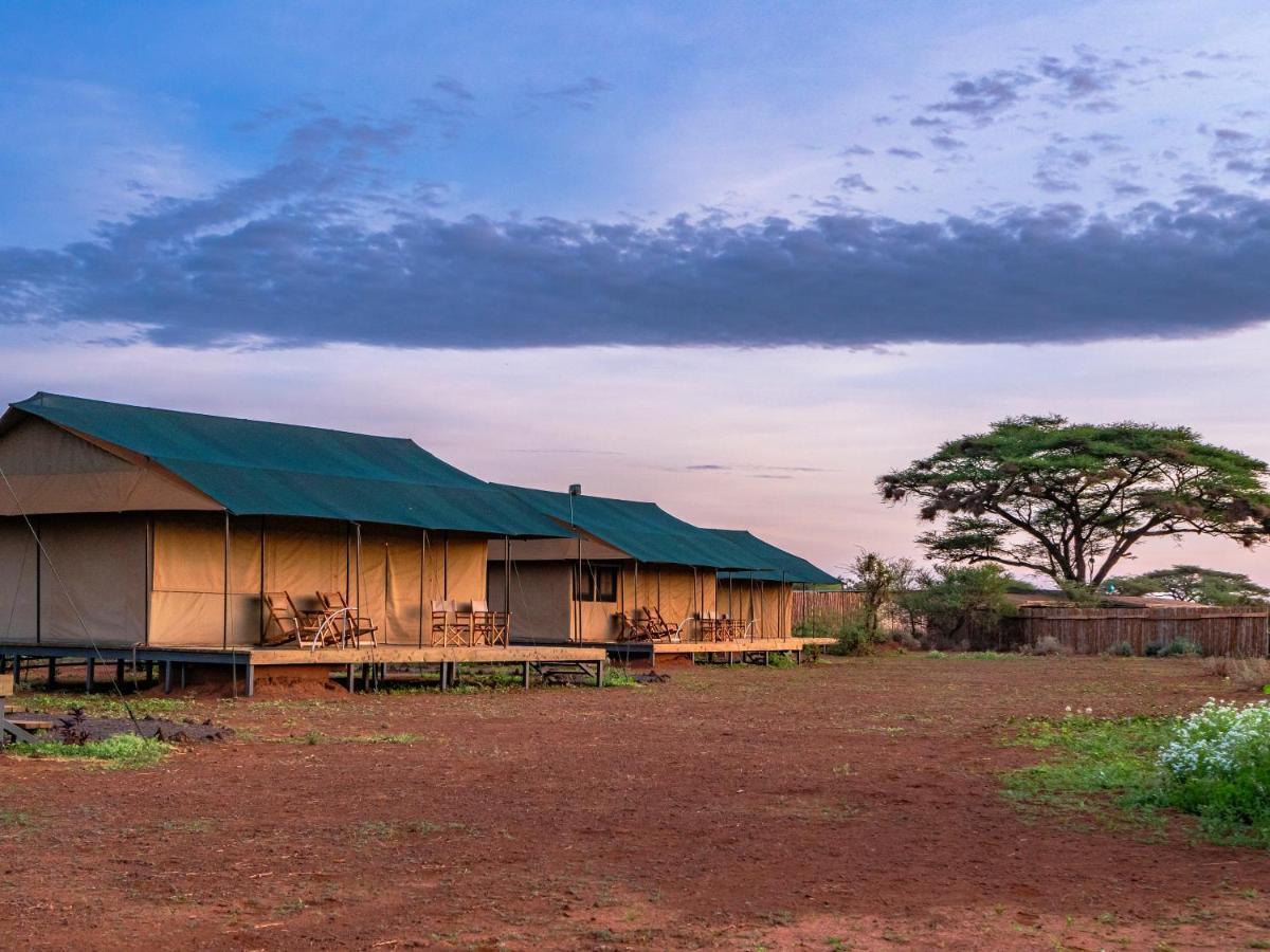 Tulia Amboseli Safari Camp Hotel Екстериор снимка