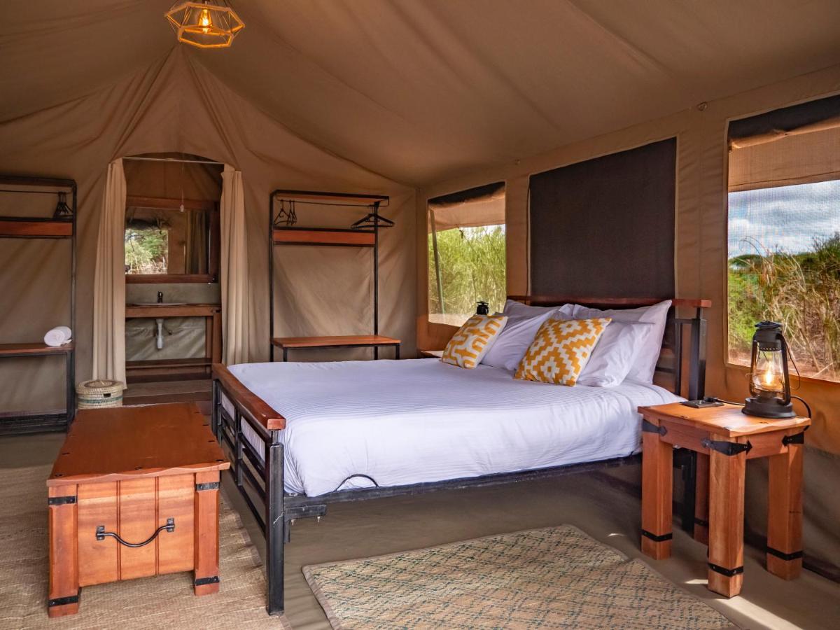 Tulia Amboseli Safari Camp Hotel Екстериор снимка