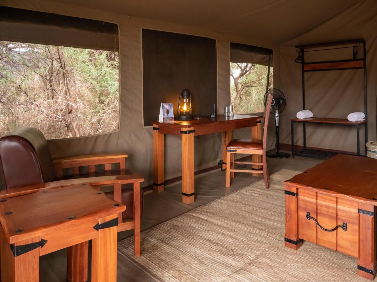 Tulia Amboseli Safari Camp Hotel Екстериор снимка