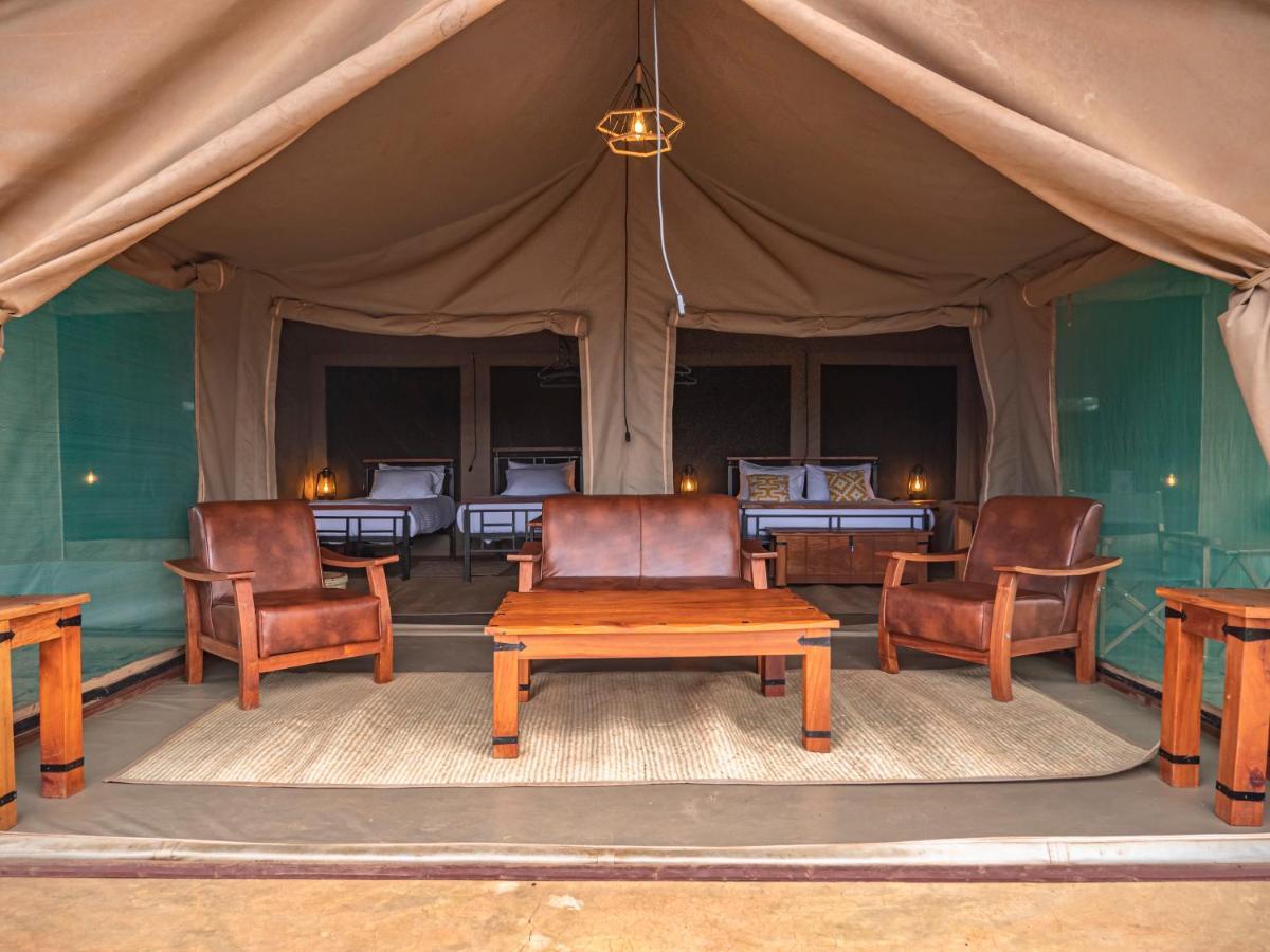 Tulia Amboseli Safari Camp Hotel Екстериор снимка