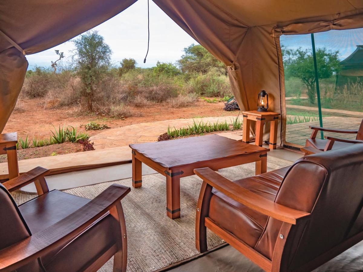 Tulia Amboseli Safari Camp Hotel Екстериор снимка